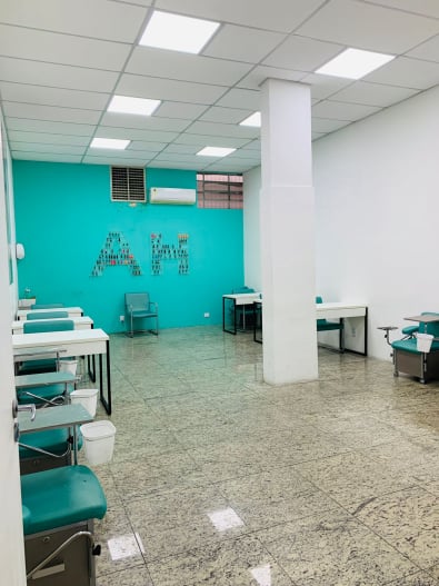 Cursos profissionalizantes de maquiagem, barbeiro, cabeleireiro, manicure, extensão de cílios, design de sobrancelhas, alongamento de unhas, unhas decoradas, micropigmentação curso de tranças Jardim Ângela.